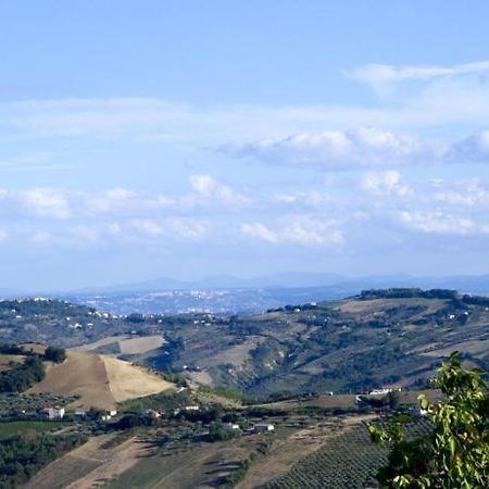 A Casa Di Gio' Bed & Breakfast Atri Bagian luar foto