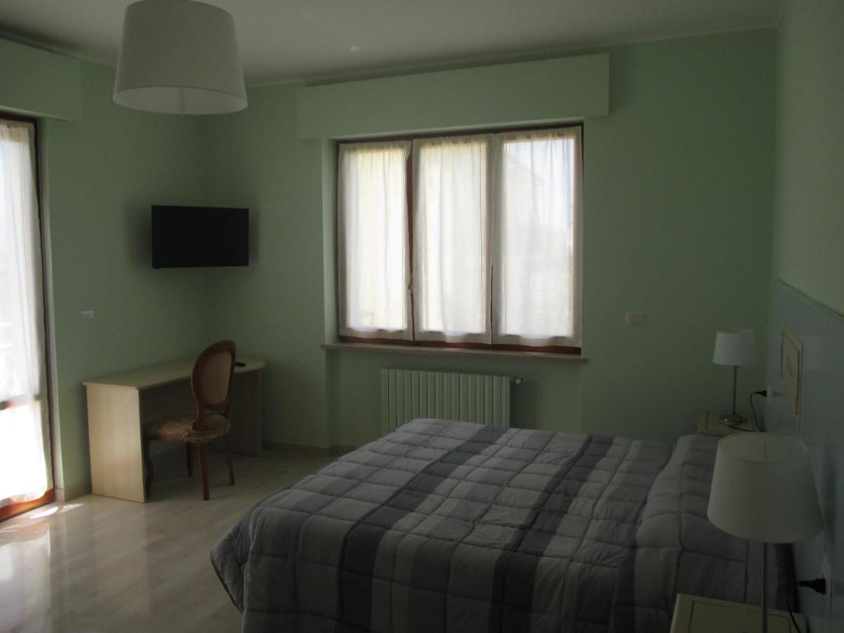 A Casa Di Gio' Bed & Breakfast Atri Bagian luar foto